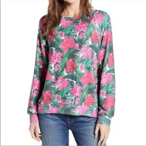 SALE NEW OVERSIZED Wildfox Island Holiday Poinsettia Sweater Large